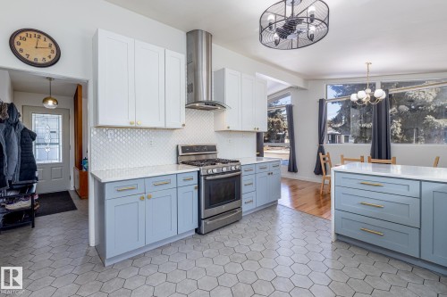 6511 103 Avenue, Edmonton, AB - Indoor Photo Showing Kitchen