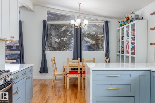 6511 103 Avenue, Edmonton, AB - Indoor Photo Showing Kitchen