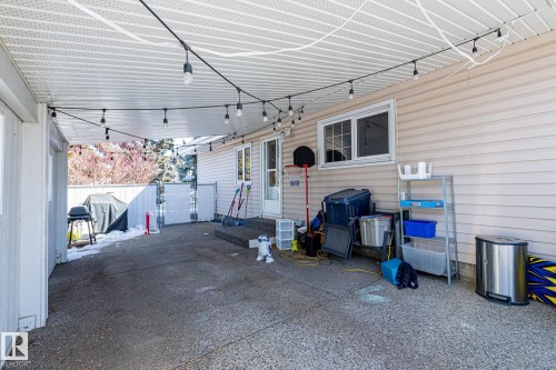 6511 103 Avenue, Edmonton, AB -  Photo Showing Garage