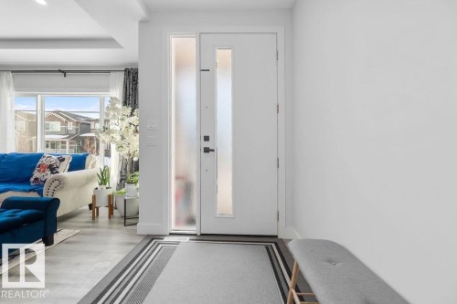 16 Raspberry Road, St. Albert, AB - Indoor