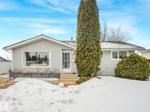 4302 51 Street  Vegreville, AB T9C 1V1