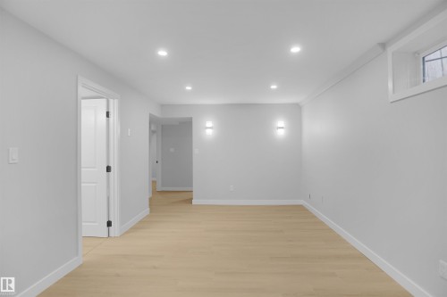 3312 44A Street, Edmonton, AB - Indoor Photo Showing Other Room