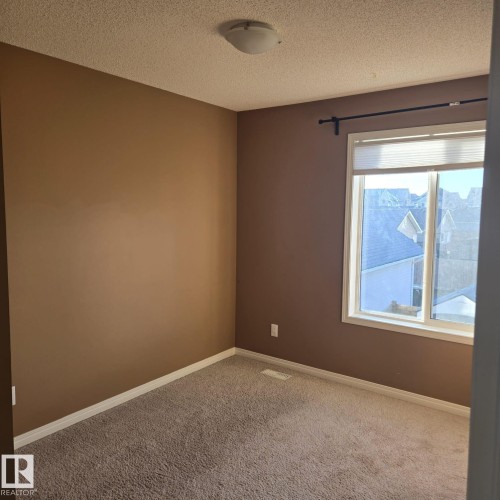7315 22 Avenue, Edmonton, AB - Indoor Photo Showing Other Room