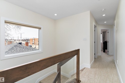 8148 77 Avenue, Edmonton, AB - Indoor Photo Showing Other Room