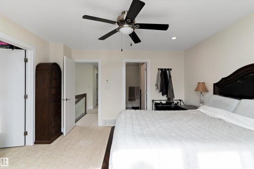 8148 77 Avenue, Edmonton, AB - Indoor Photo Showing Bedroom