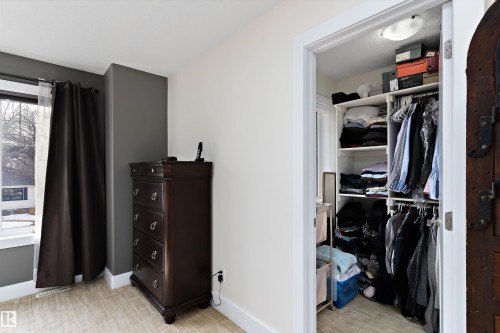 8148 77 Avenue, Edmonton, AB - Indoor