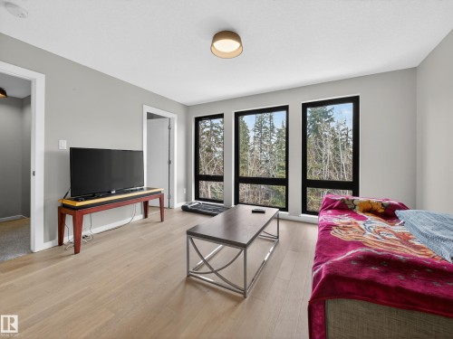 5 1304 Rutherford Road, Edmonton, AB - Indoor