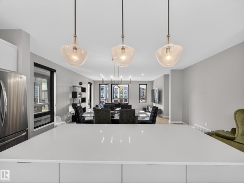 5 1304 Rutherford Road, Edmonton, AB - Indoor Photo Showing Other Room