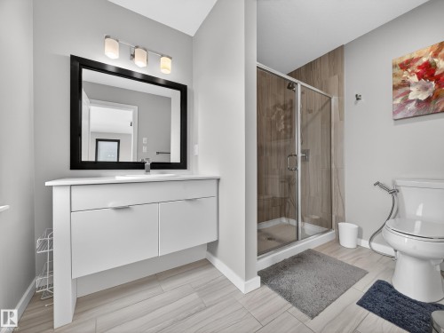 5 1304 Rutherford Road, Edmonton, AB - Indoor Photo Showing Bathroom