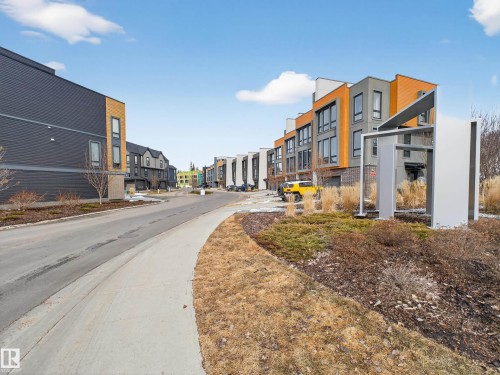 5 1304 Rutherford Road, Edmonton, AB - Outdoor
