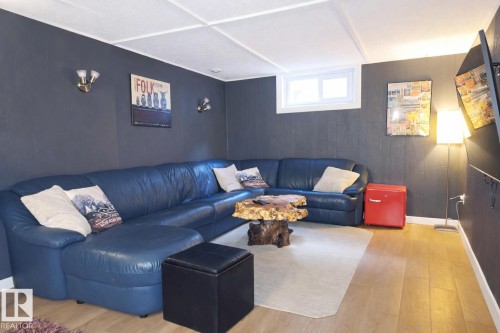 4820 105B Street, Edmonton, AB - Indoor Photo Showing Other Room