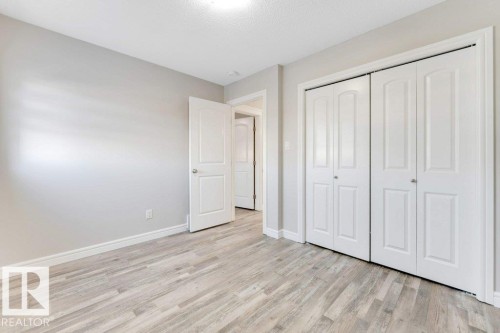 1423 24 Street, Edmonton, AB - Indoor