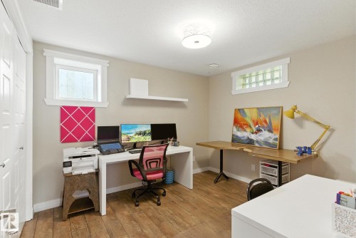 11204 61 Street, Edmonton, AB - Indoor Photo Showing Office