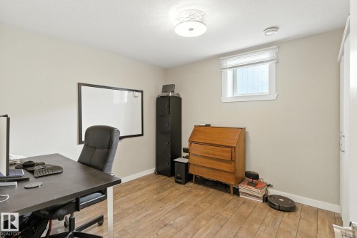 11204 61 Street, Edmonton, AB - Indoor Photo Showing Office