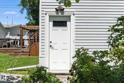 11204 61 Street, Edmonton, AB - Outdoor With Exterior