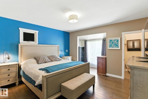 11204 61 Street, Edmonton, AB - Indoor Photo Showing Bedroom