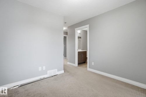 2602 Casey Way, Edmonton, AB - Indoor Photo Showing Other Room