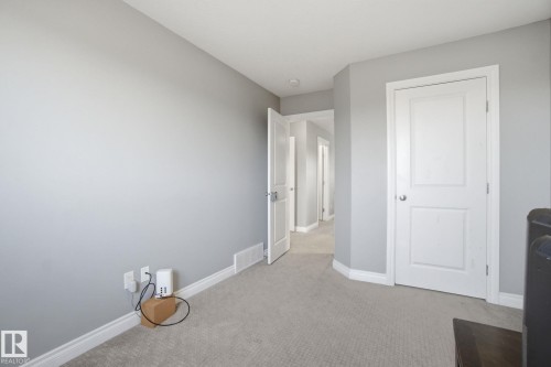 2602 Casey Way, Edmonton, AB - Indoor