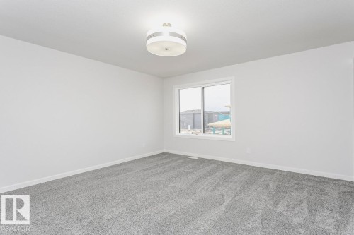 7624 Kimiwan Crescent, Edmonton, AB - Indoor Photo Showing Other Room