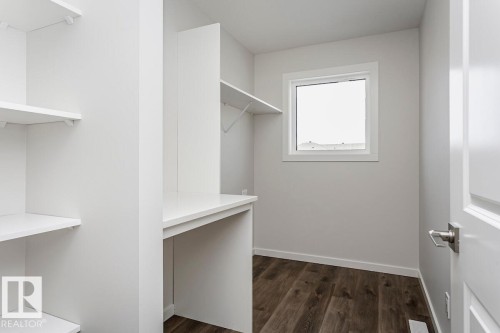 7624 Kimiwan Crescent, Edmonton, AB - Indoor Photo Showing Other Room
