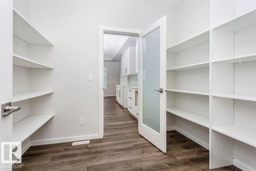 7624 Kimiwan Crescent, Edmonton, AB - Indoor With Storage