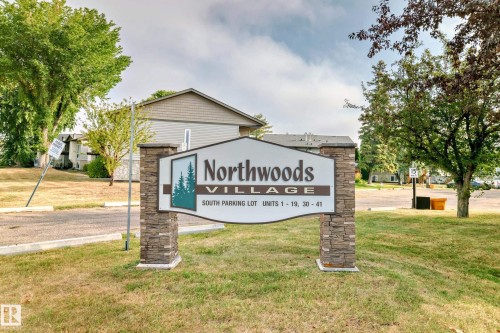 8 NORTHWOODS Village  Edmonton, AB T5X 1T2