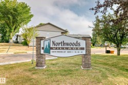 8 NORTHWOODS Village  Edmonton, AB T5X 1T2