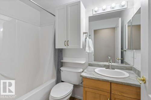 238 2741 55 Street, Edmonton, AB - Indoor Photo Showing Bathroom