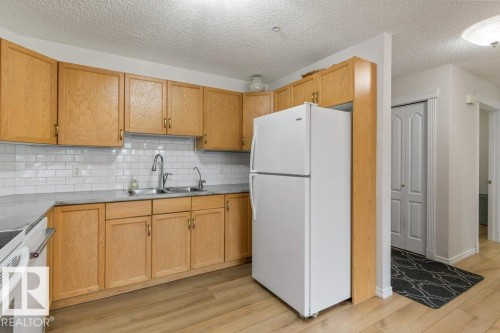 238 2741 55 Street, Edmonton, AB - Indoor Photo Showing Kitchen With Double Sink