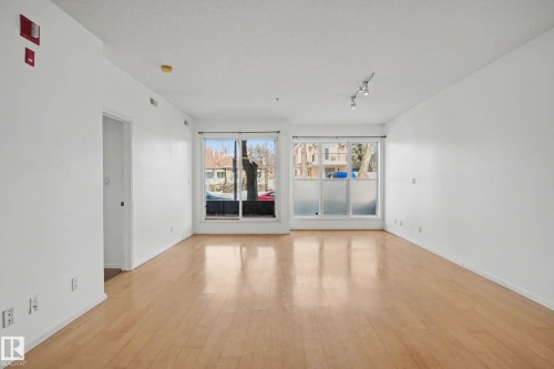 111 11039 83 Avenue, Edmonton, AB - Indoor Photo Showing Other Room