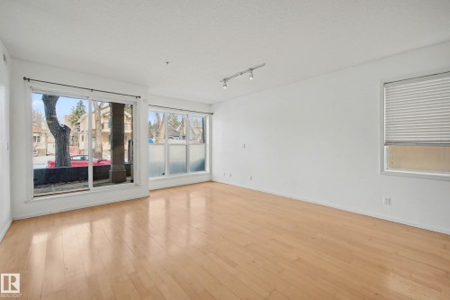 111 11039 83 Avenue, Edmonton, AB - Indoor Photo Showing Other Room