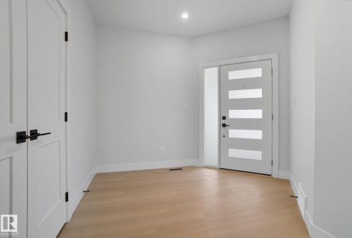 4 Harley Way, Spruce Grove, AB - Indoor Photo Showing Other Room