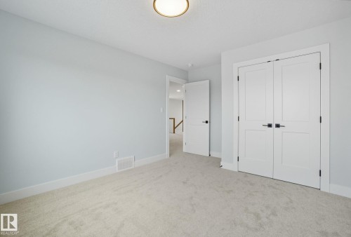 4 Harley Way, Spruce Grove, AB - Indoor Photo Showing Other Room