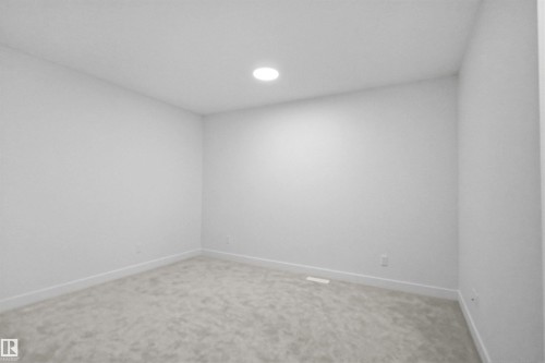 270 Paterson Link, Edmonton, AB - Indoor Photo Showing Other Room