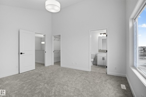 270 Paterson Link, Edmonton, AB - Indoor Photo Showing Other Room