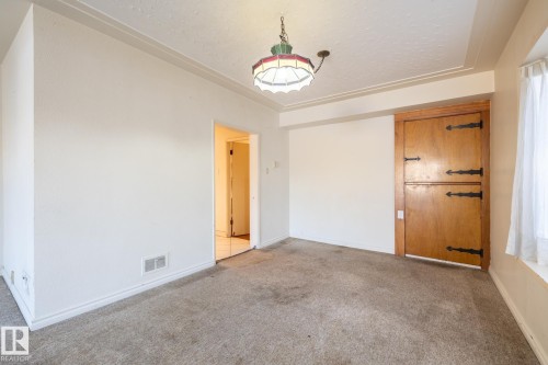 11819 87 Avenue, Edmonton, AB - Indoor Photo Showing Other Room