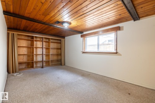 11819 87 Avenue, Edmonton, AB - Indoor