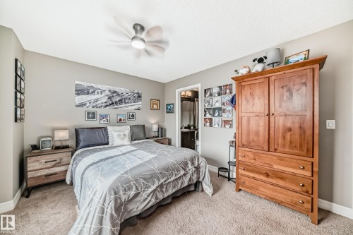 63 3625 144 Avenue Nw, Edmonton, AB - Indoor Photo Showing Bedroom