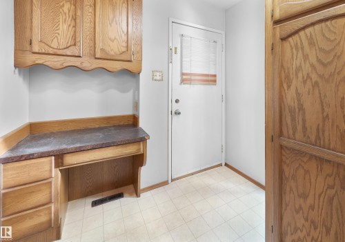 10512 54 Avenue, Edmonton, AB - Indoor Photo Showing Other Room