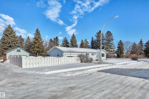 10512 54 Avenue, Edmonton, AB - Outdoor