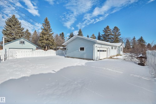 10512 54 Avenue, Edmonton, AB - Outdoor