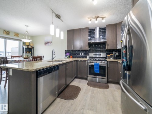3444 Weidle Way, Edmonton, AB - Indoor Photo Showing Kitchen With Stainless Steel Kitchen