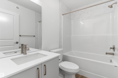 2728 188 Street, Edmonton, AB - Indoor Photo Showing Bathroom