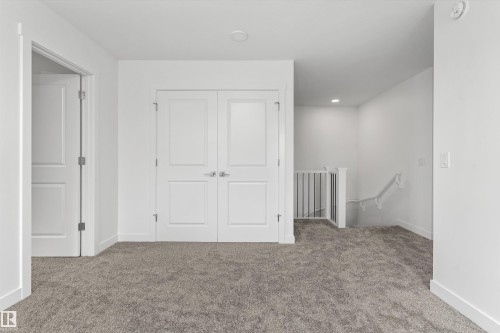 2728 188 Street, Edmonton, AB - Indoor Photo Showing Other Room