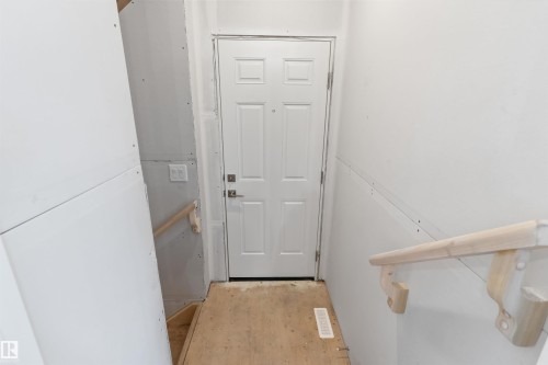 2728 188 Street, Edmonton, AB - Indoor Photo Showing Other Room