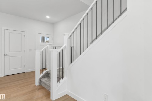 2728 188 Street, Edmonton, AB - Indoor Photo Showing Other Room