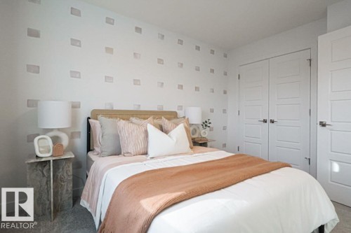 6307 175 Avenue, Edmonton, AB - Indoor Photo Showing Bedroom