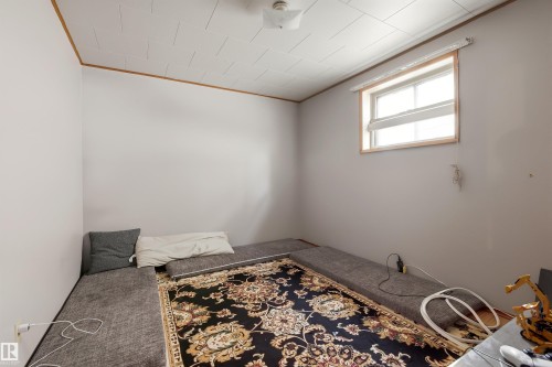 12947 109 Street, Edmonton, AB - Indoor Photo Showing Other Room