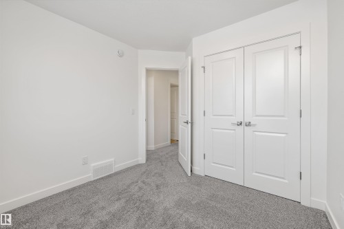 1056 Cristall Crescent, Edmonton, AB - Indoor Photo Showing Other Room