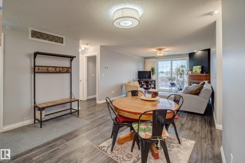 406 12110 106 Avenue, Edmonton, AB - Indoor